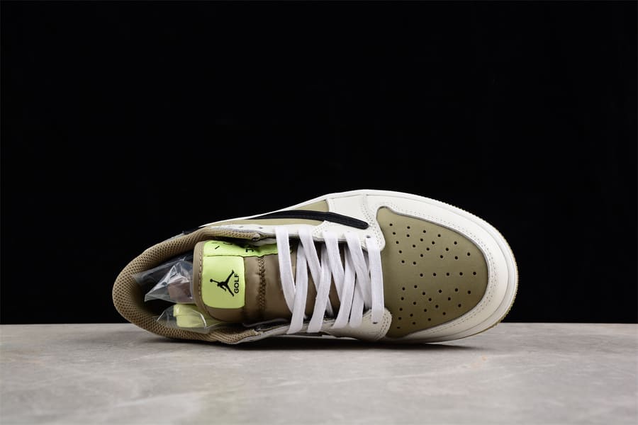 Tênis Air Jordan 1 x Travis Scott Low Golf Neutral Olive