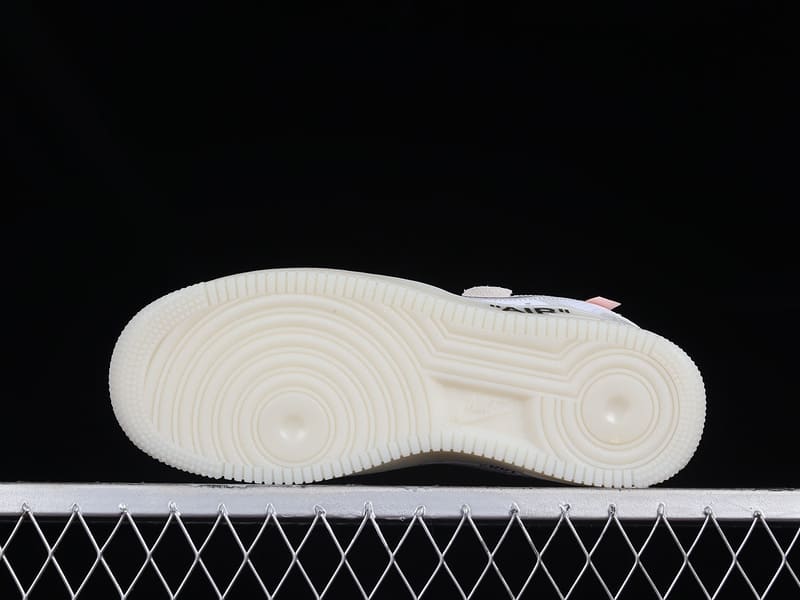 Tênis Nike Air Force 1 Low Off-White