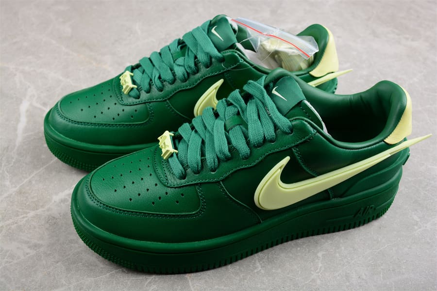 Tênis Nike x Ambush Air Force 1 Low Pine Green and Citron