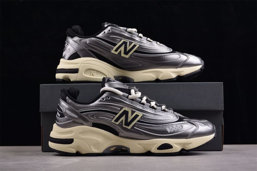 Tênis New Balance 1000 Silver Metallic Black