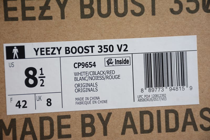 Tênis Adidas Yeezy 350 V2 Zebra