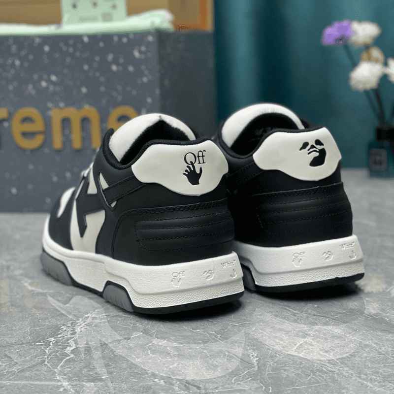 Tênis Off-White Out of Office Black White