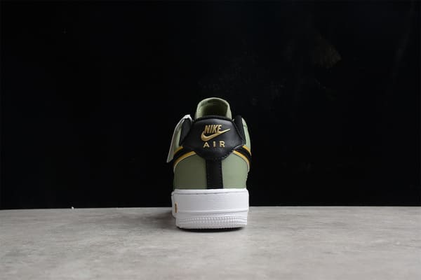 Tênis Nike Air Force 1 o Double Swoosh Olive Gold Black