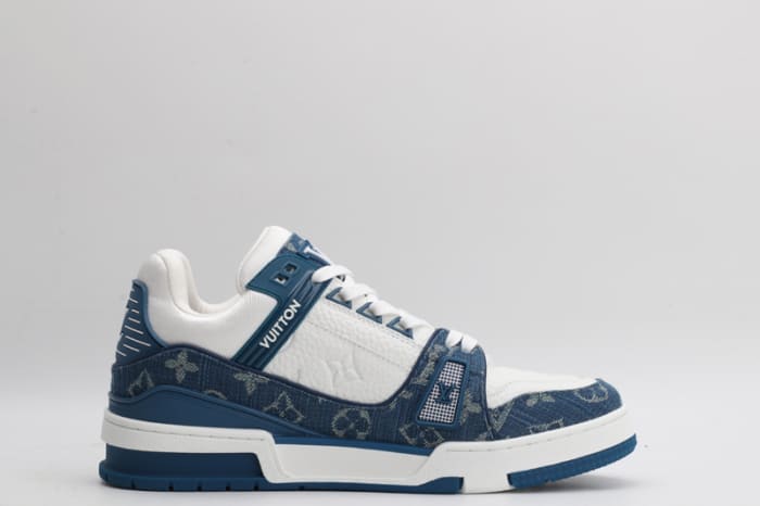Tênis Louis Vuitton LV Trainer Monogram Denim White Blue