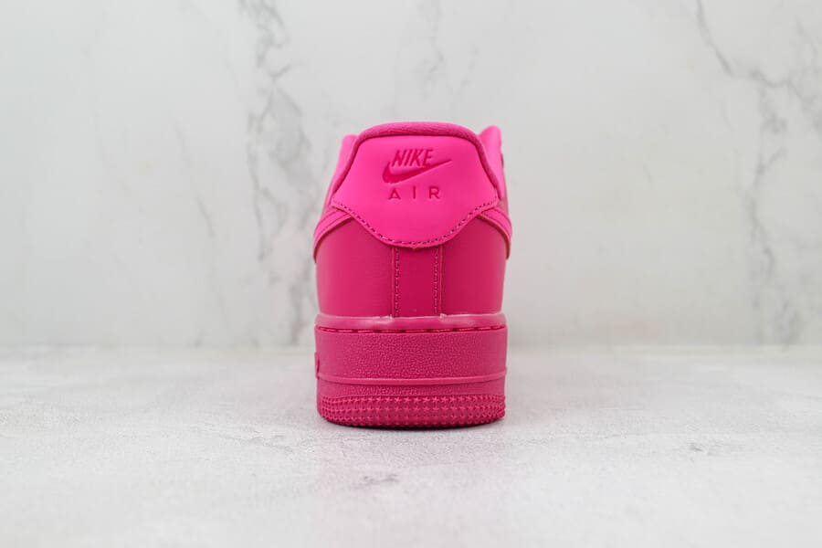 Tênis Nike Air Force 1 Low Fireberry