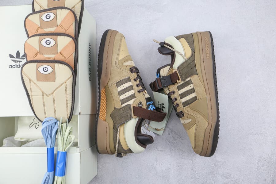 Tênis Adidas Bad Bunny x Forum Buckle Low Café