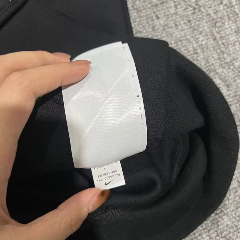 Calça Nike Tech Fleece x Syna