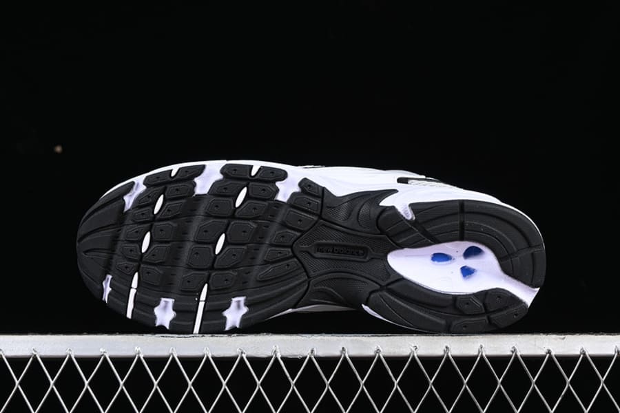 Tênis New Balance 530 Silver White