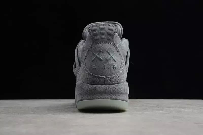 Tênis Air Jordan 4 Retro Kaws Cool Grey