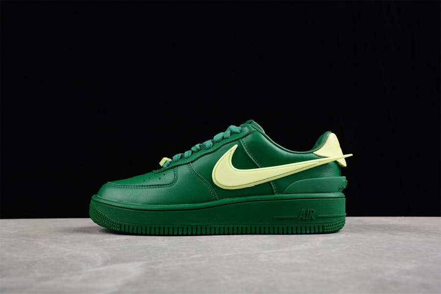 Tênis Nike x Ambush Air Force 1 Low Pine Green and Citron