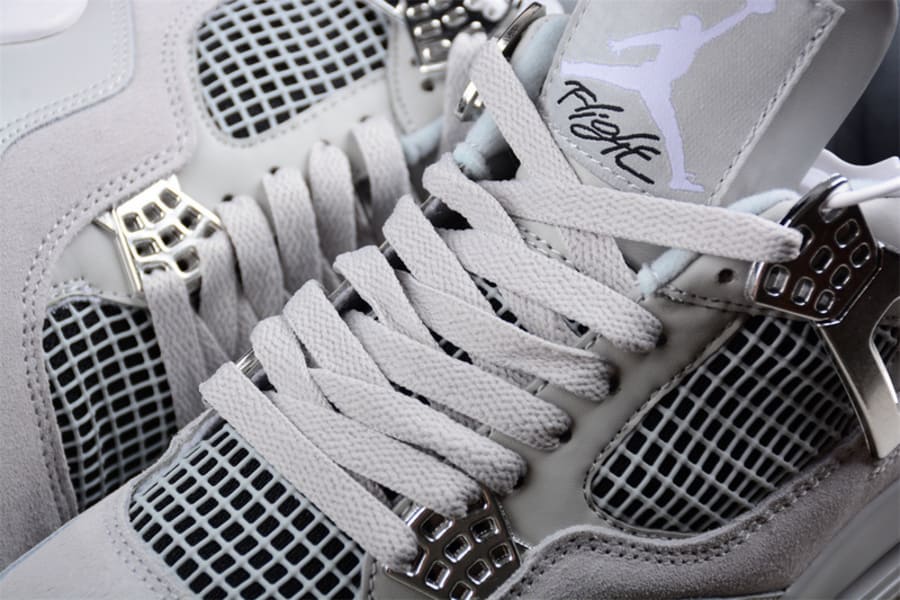 Tênis Air Jordan 4 Frozen Moments
