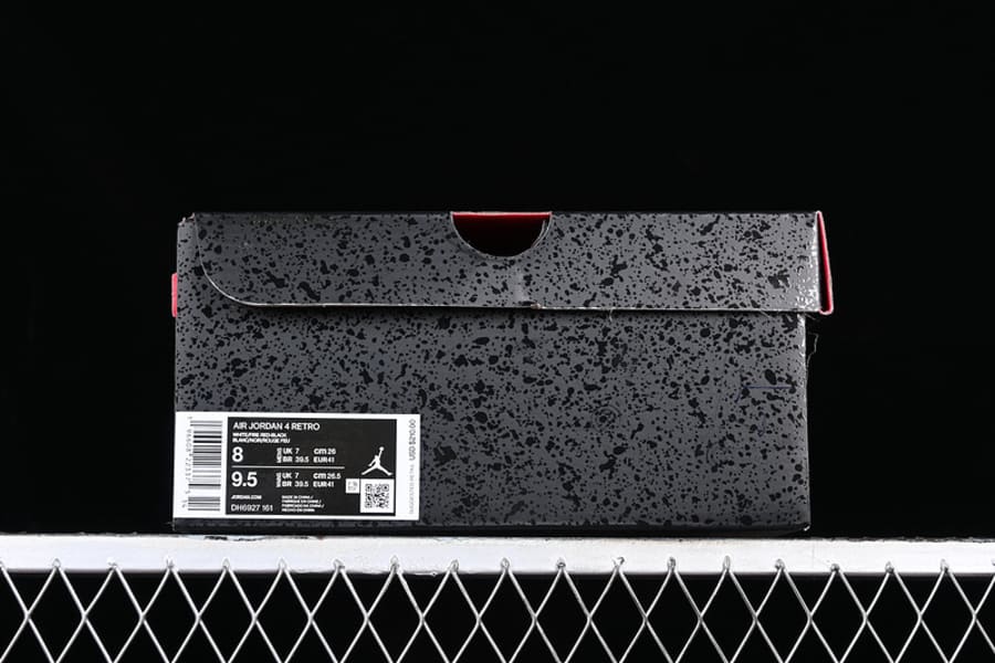 Tênis Air Jordan 4 Red Cement