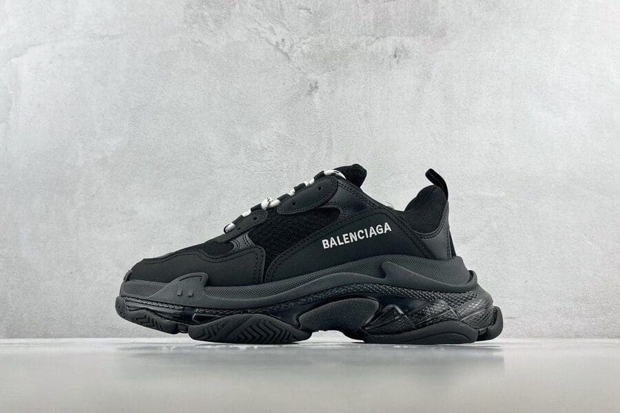 Tênis Balenciaga Triple S Triple Black