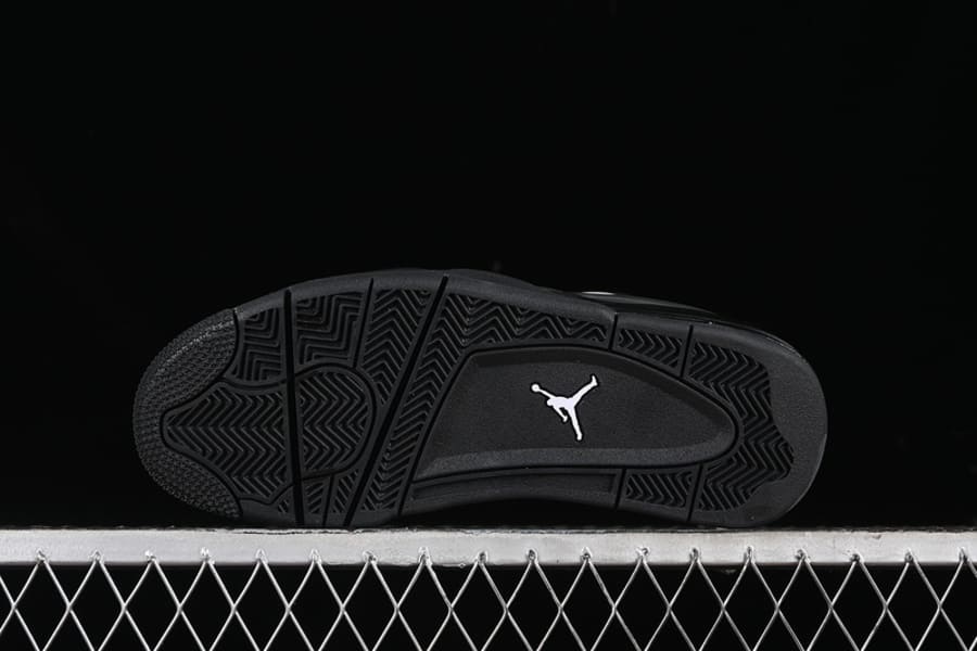 Tênis Air Jordan 4 RM Black Cat