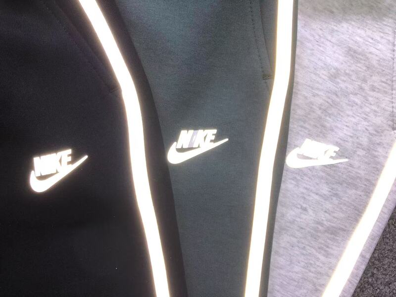 Calça Nike Tech Fleece Verde (Reflective)