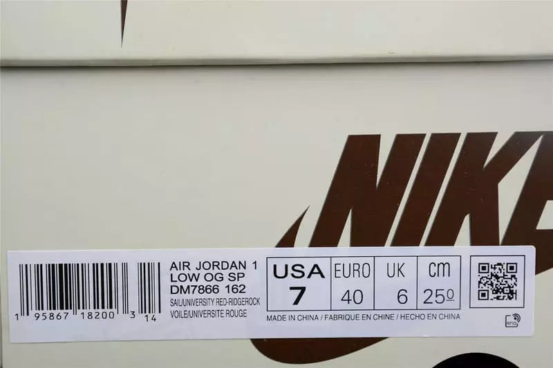Tênis Air Jordan 1 Low x Travis Scott - Reverse Mocha