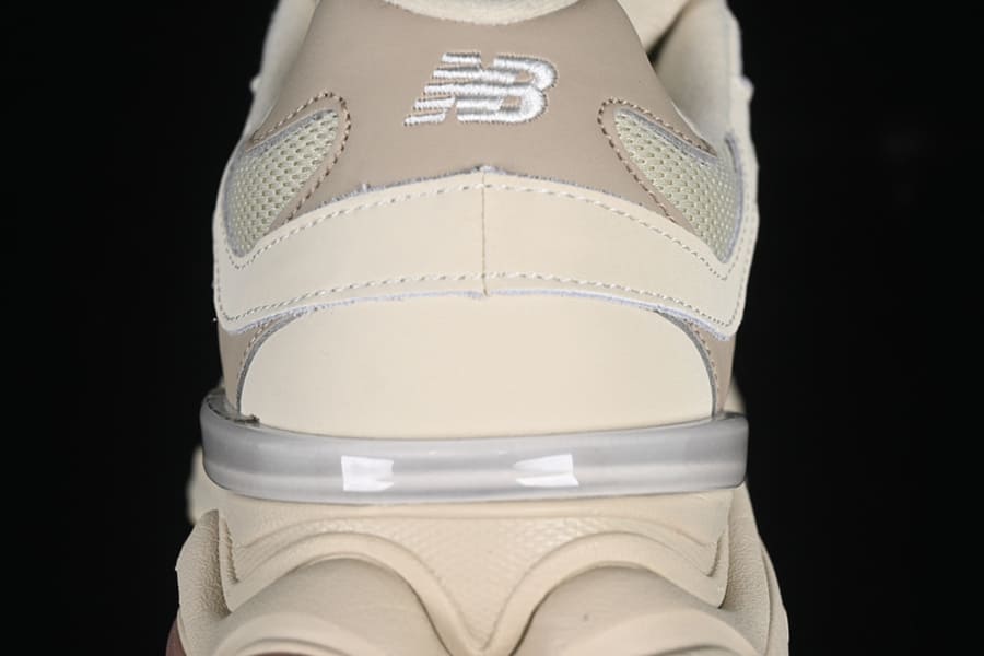 Tênis New Balance 9060 Bone Sparrow