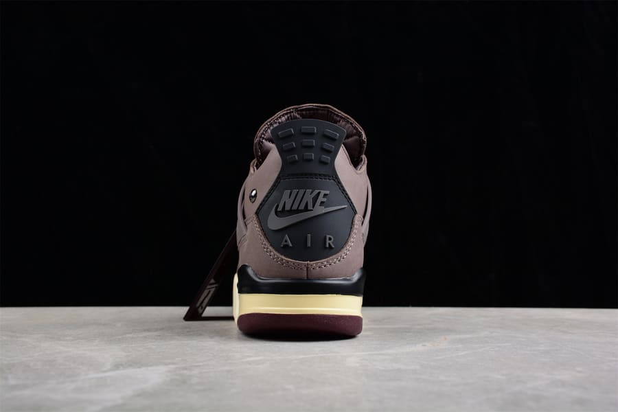 Tênis Air Jordan 4 Retro x A Ma Maniére