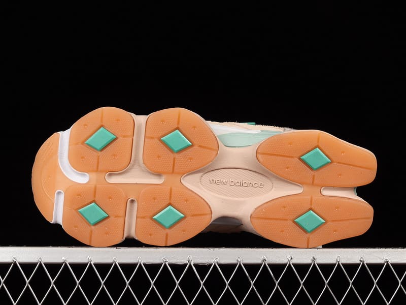 Tênis New Balance 9060 x Joe Freshgoods Penny Cookie Pink