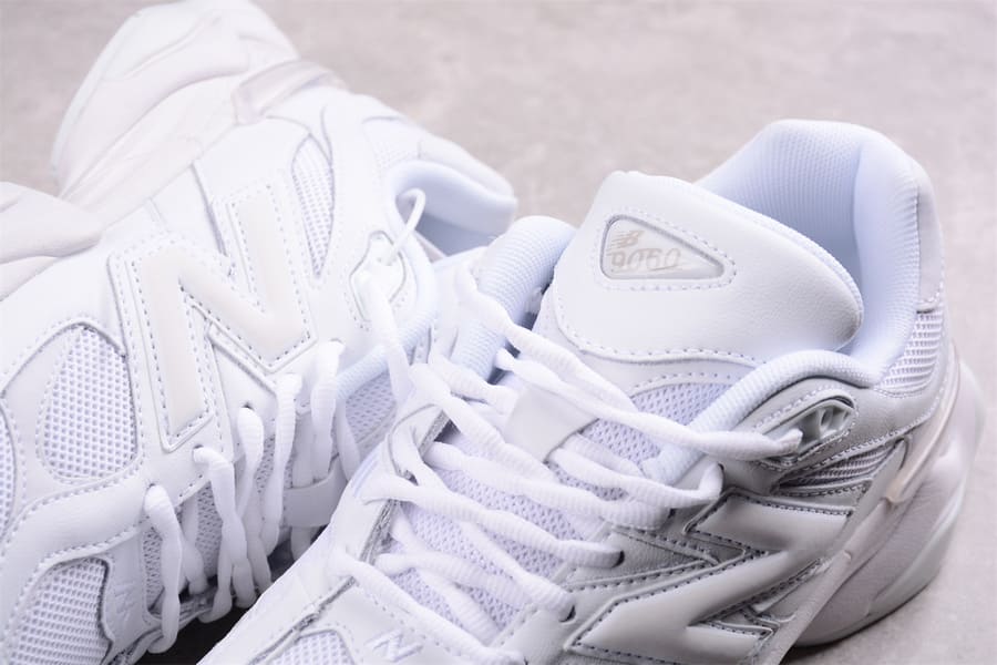 Tênis New Balance 9060 Triple White