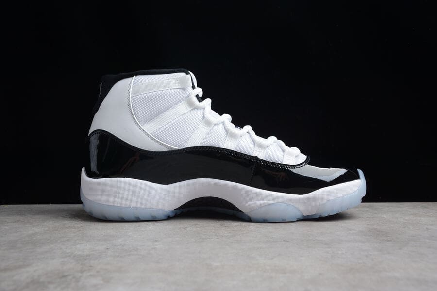 Tênis Air Jordan 11 Concord