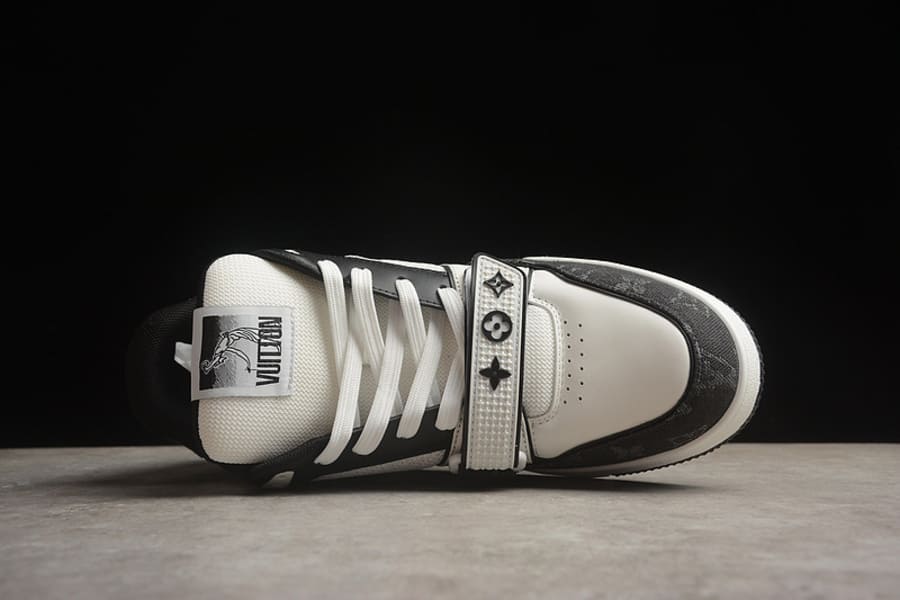 Tênis Louis Vuitton Trainer Black White