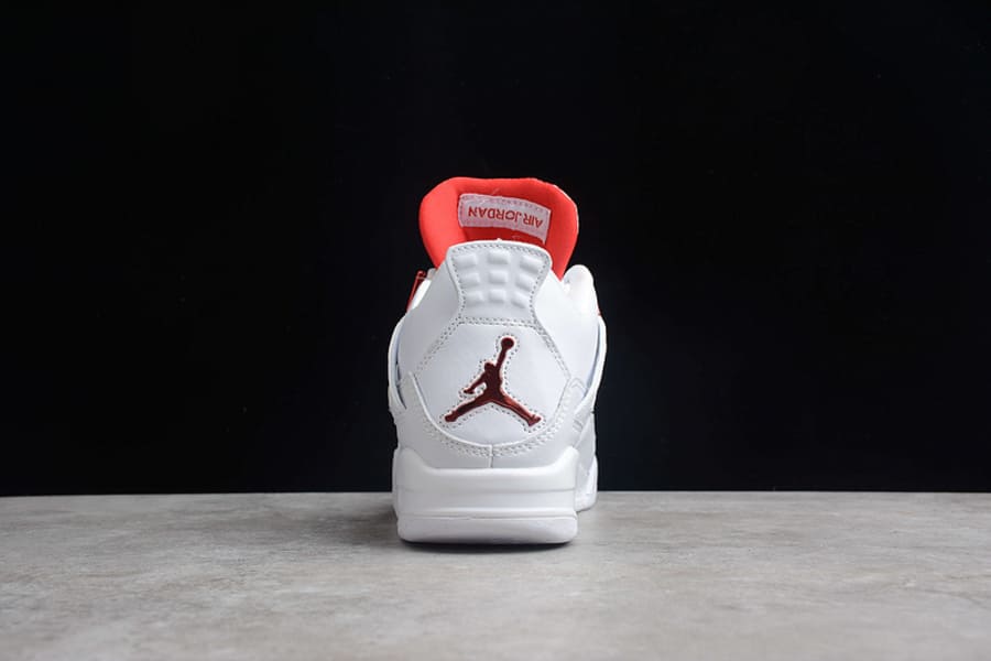 Tênis Air Jordan 4 Retro Red Metallic