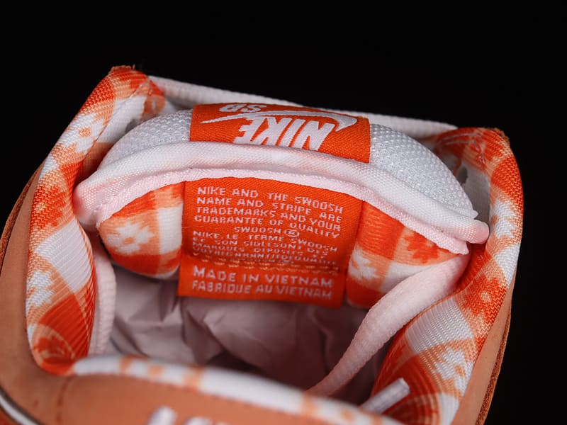 Tênis Nike SB Dunk Low x Concepts Orange Lobster