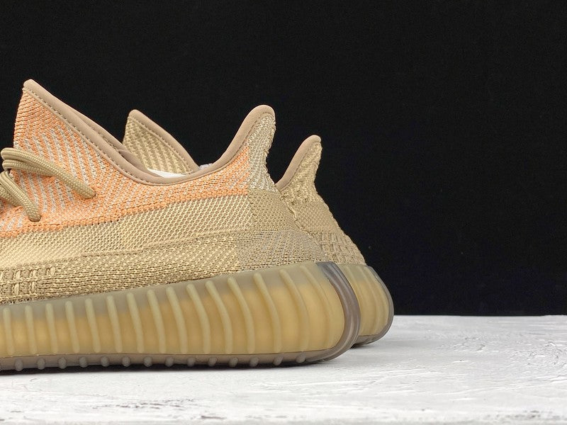Tênis Adidas Yeezy 350 V2 Sand Taupe