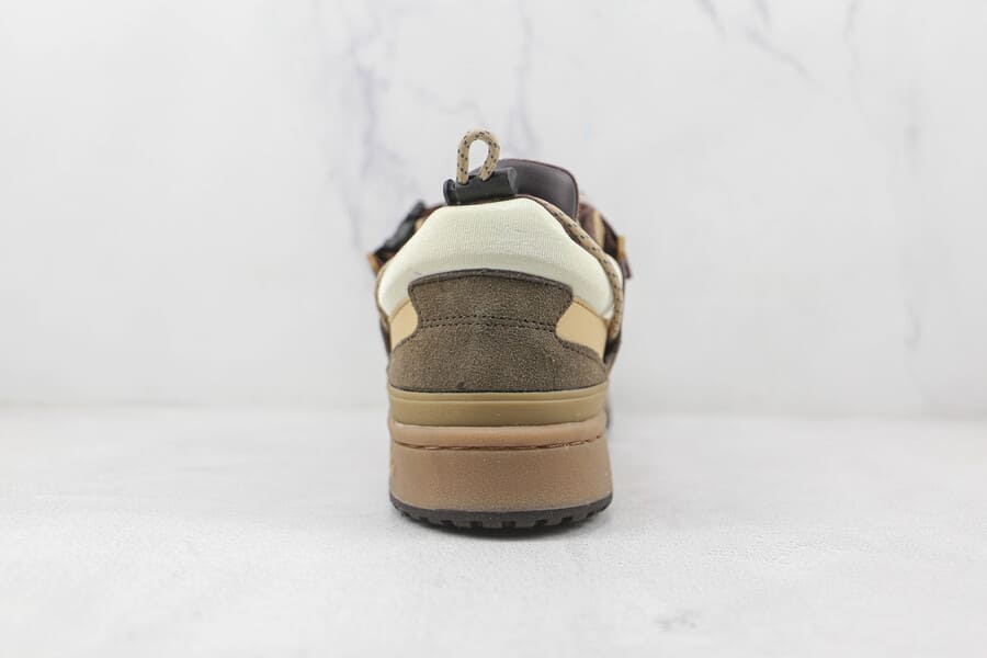 Tênis Adidas Bad Bunny x Forum Buckle Low Café