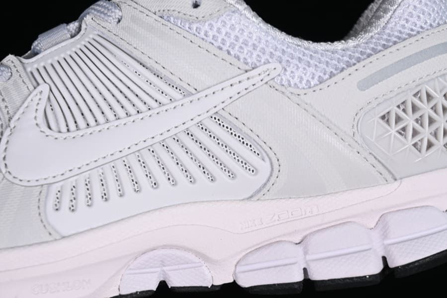 Tênis Nike Zoom Vomero 5 Vast Grey
