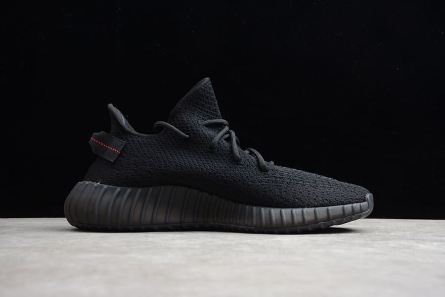 Tênis Adidas Yeezy 350 V2 Black Red