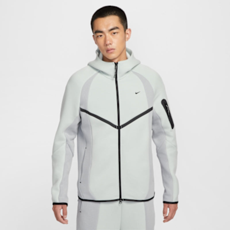 Conjunto Nike Tech Fleece Pro Wear Cinza