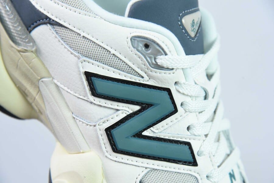 Tênis New Balance 9060 Sea Salt New Spruce Dark Arctic Grey