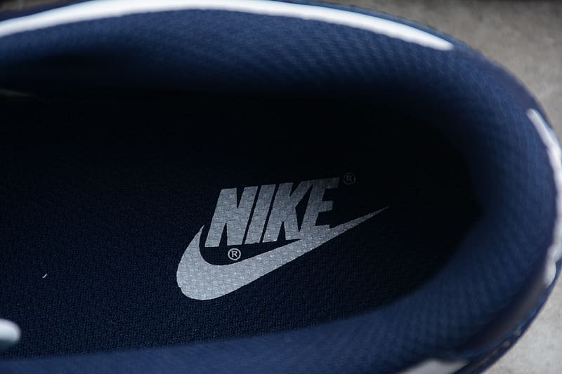 Tênis Nike Dunk Low Vintage Navy