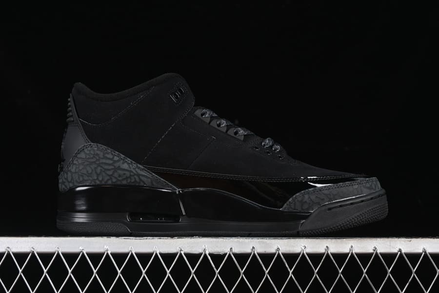 Tênis Air Jordan 3 Black Cat