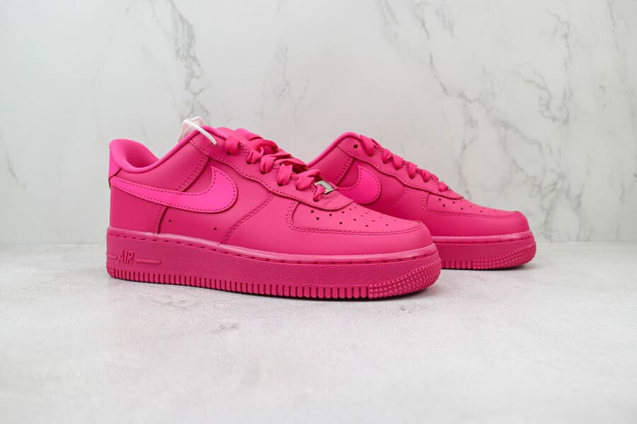Tênis Nike Air Force 1 Low Fireberry