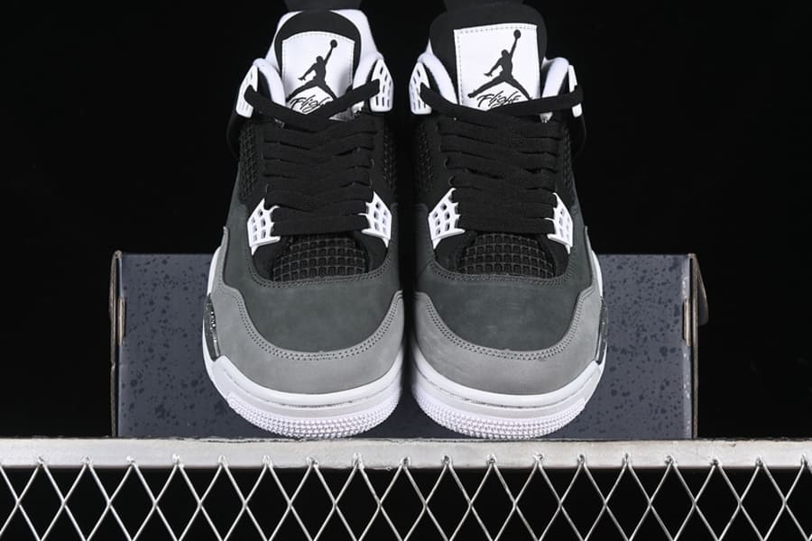 Tênis Air Jordan 4 Retro Fear Pack