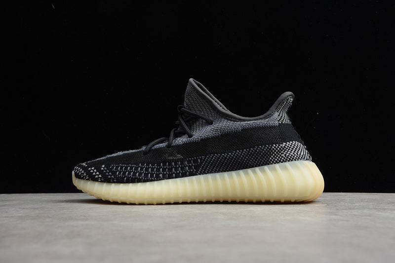 Tênis Adidas Yeezy 350 V2 Carbon