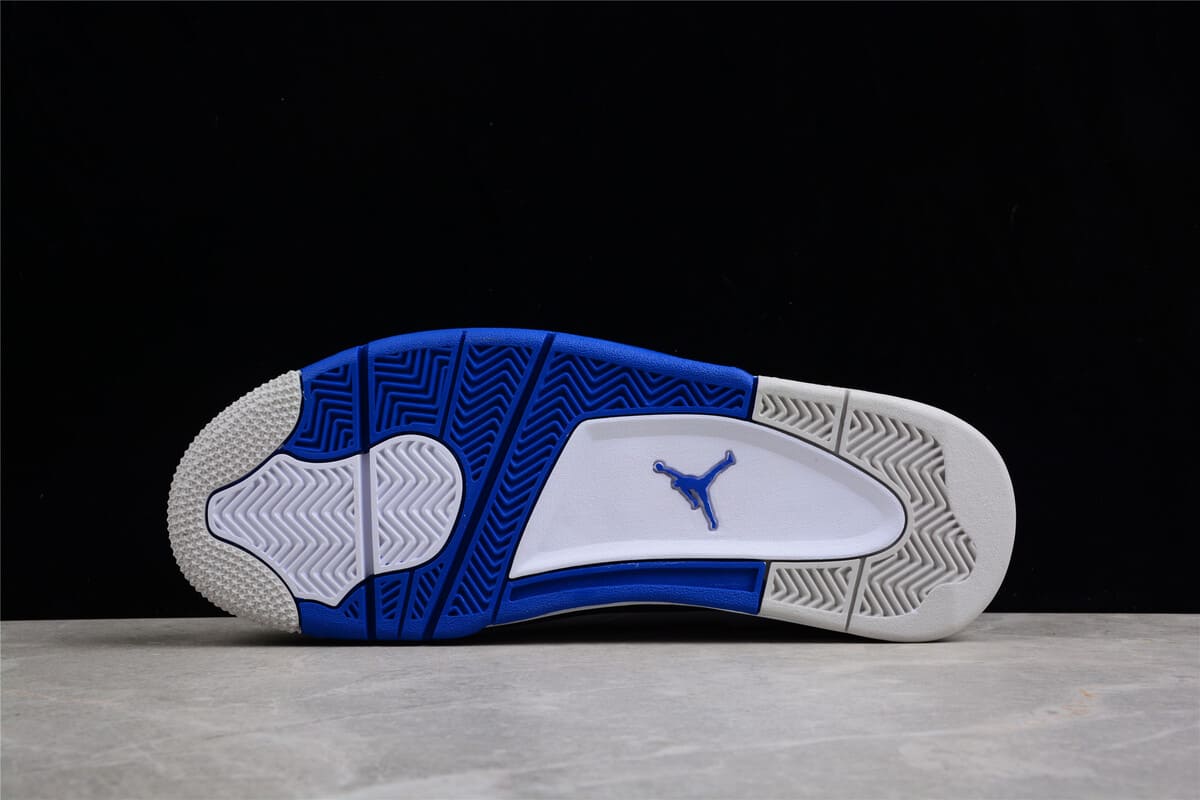 Tênis Air Jordan 4 Retro Motorsports