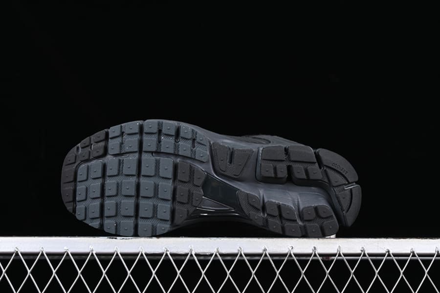 Tênis Nike Zoom Vomero 5 Anthracite