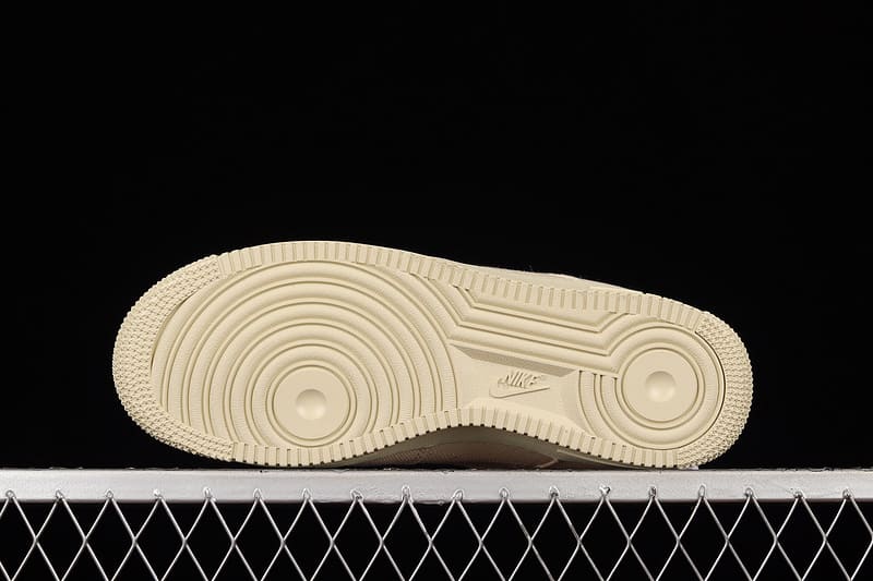 Tênis Nike x Stussy Air Force 1 Low Fossil Stone