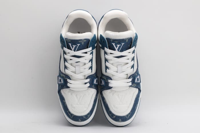 Tênis Louis Vuitton LV Trainer Monogram Denim White Blue