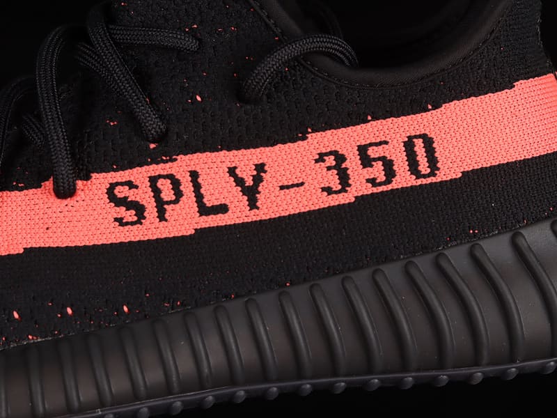 Tênis Adidas Yeezy 350 V2 Core Black Red