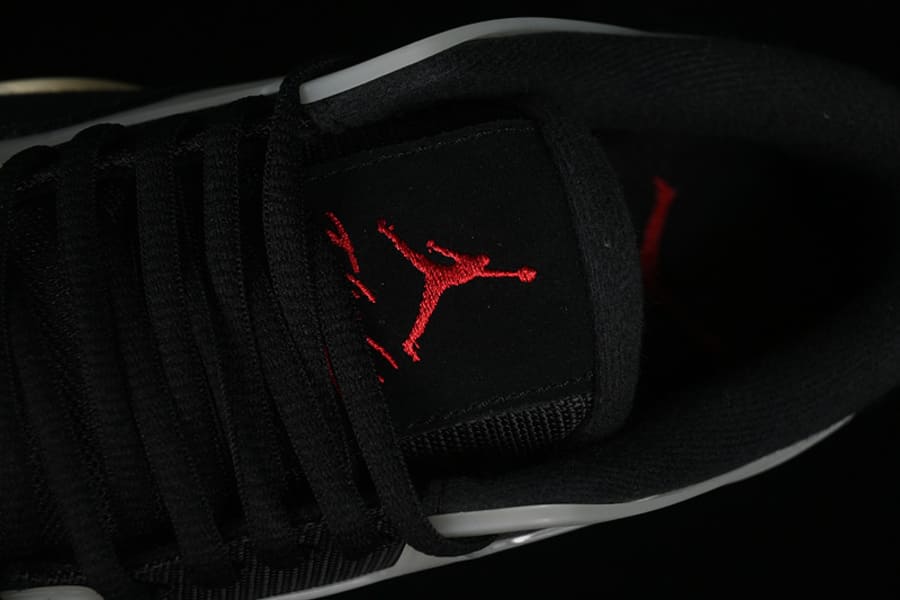 Tênis Air Jordan 4 RM Black Sail