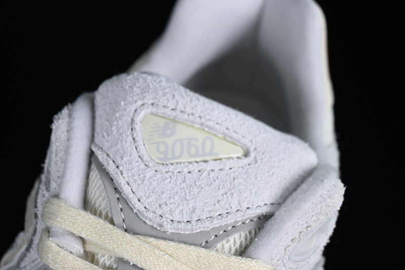 Tênis New Balance 9060 Quartz Grey