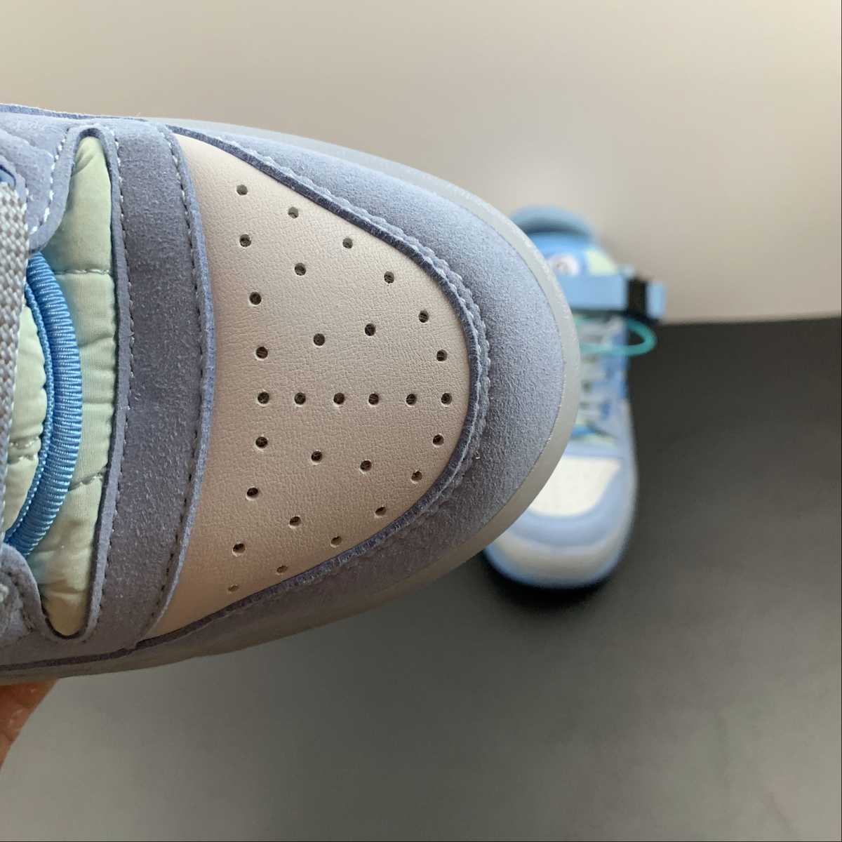 Tênis Adidas Bad Bunny x Forum Buckle Low Blue Tint