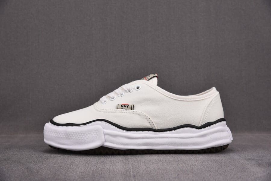 Tênis Maison Mihara Yasuhiro Baker OG Sole Canvas Low White