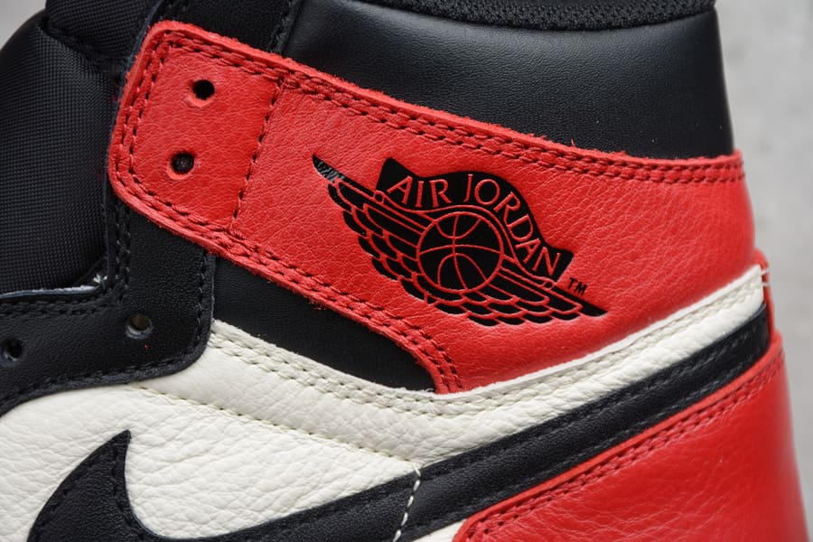 Tênis Air Jordan 1 High OG 'Bred Toe'