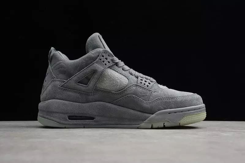 Tênis Air Jordan 4 Retro Kaws Cool Grey